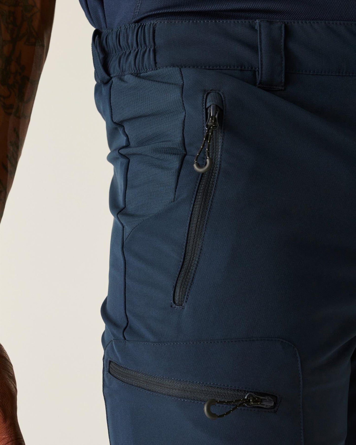 RTRJ613 - Regatta Prolite Stretch 190 Shorts Adult