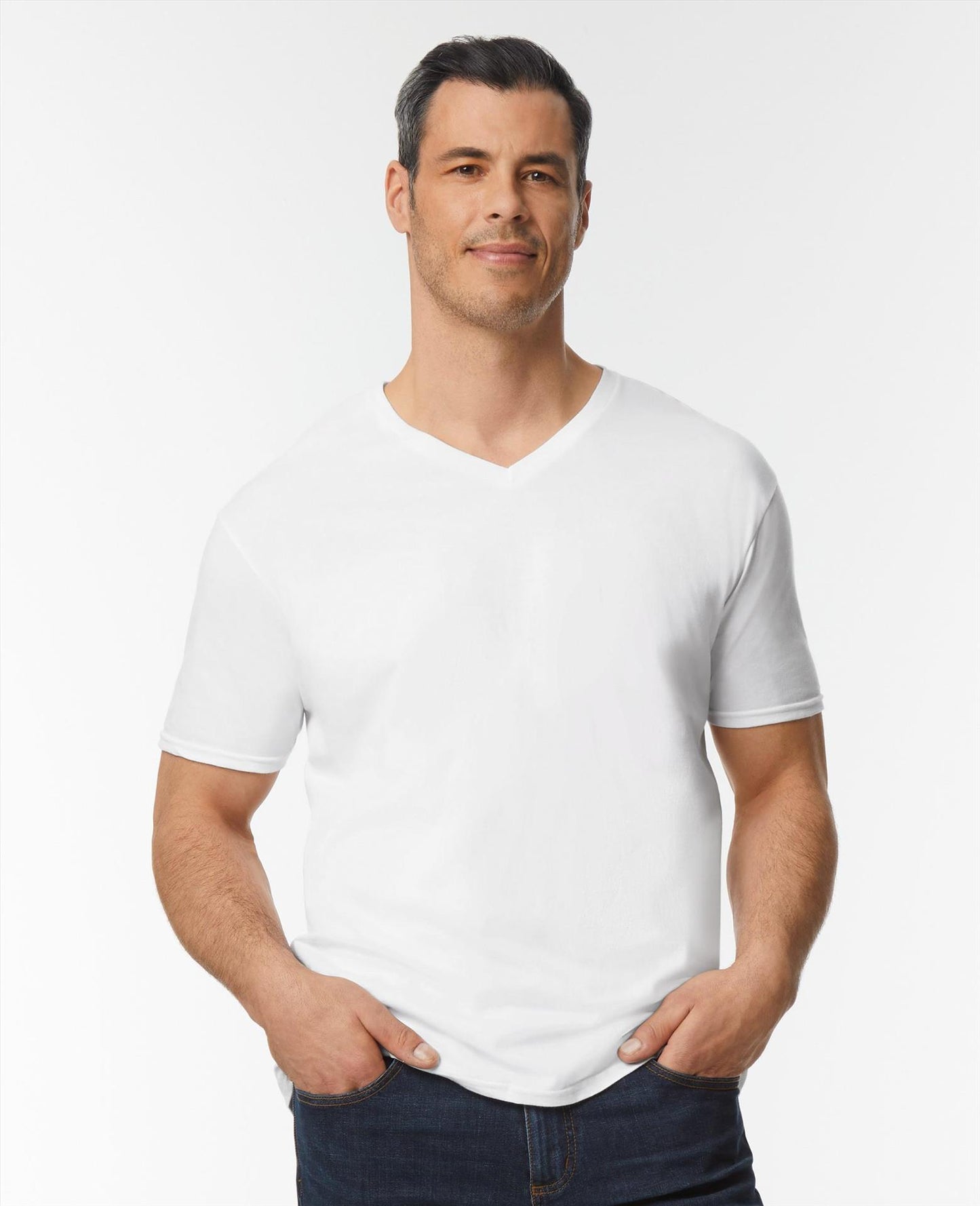 G64V00 - Gildan Softstyle Ringspun 150 Regular Fit V Neck Tee Adult