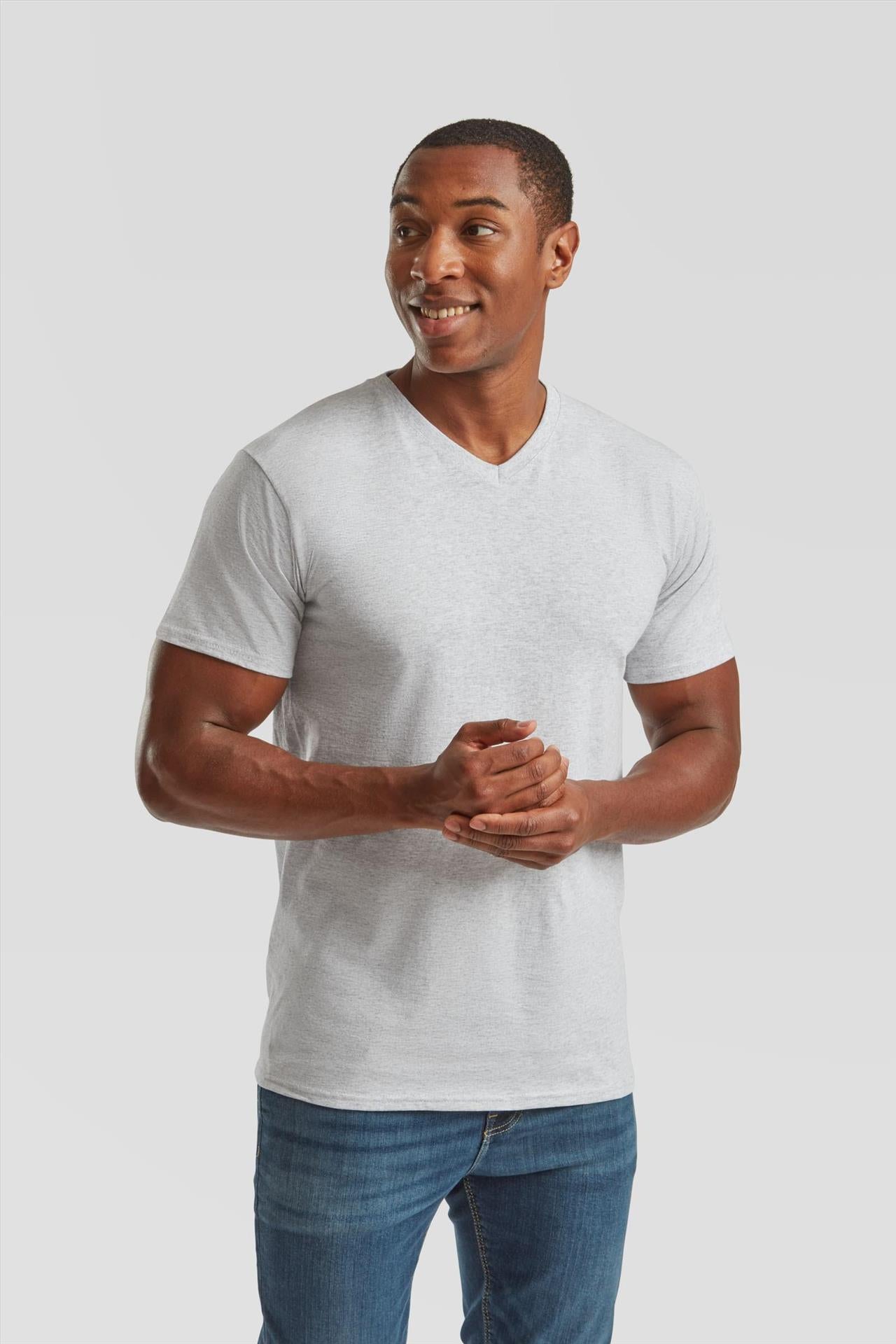 F61066 - FotL Valueweight Open End 165 Regular Fit V Neck Tee Adult