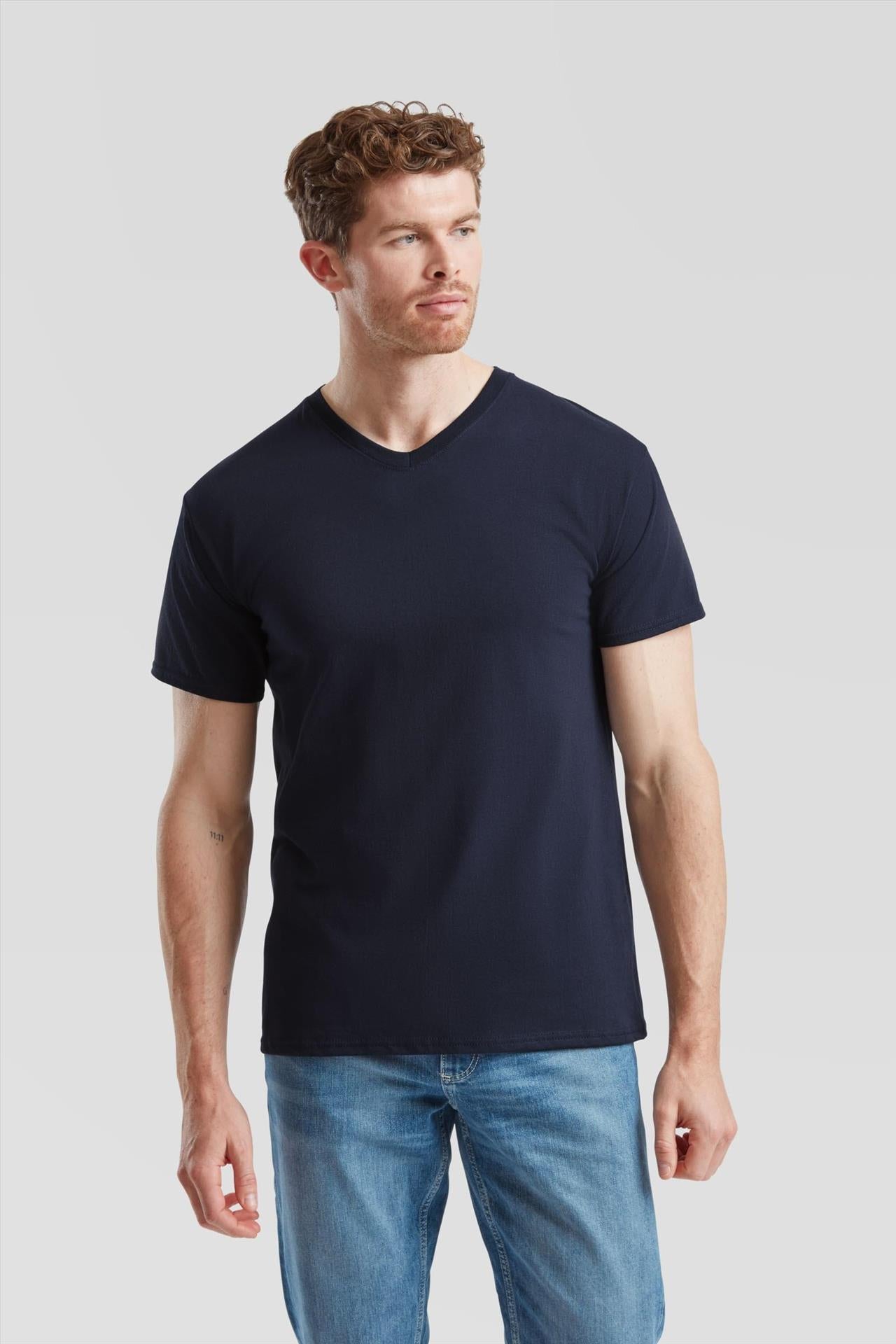 F61066 - FotL Valueweight Open End 165 Regular Fit V Neck Tee Adult