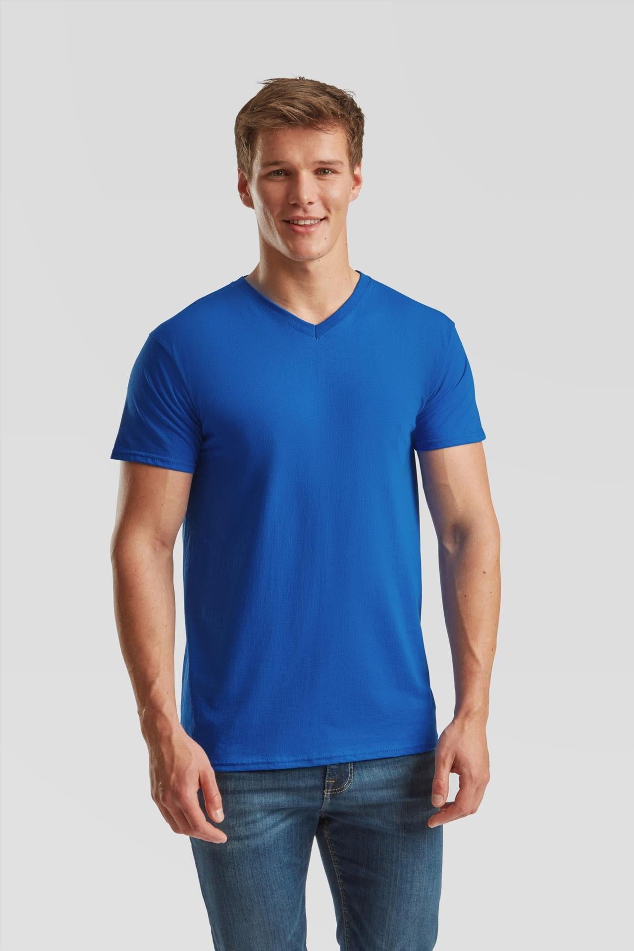 F61066 - FotL Valueweight Open End 165 Regular Fit V Neck Tee Adult
