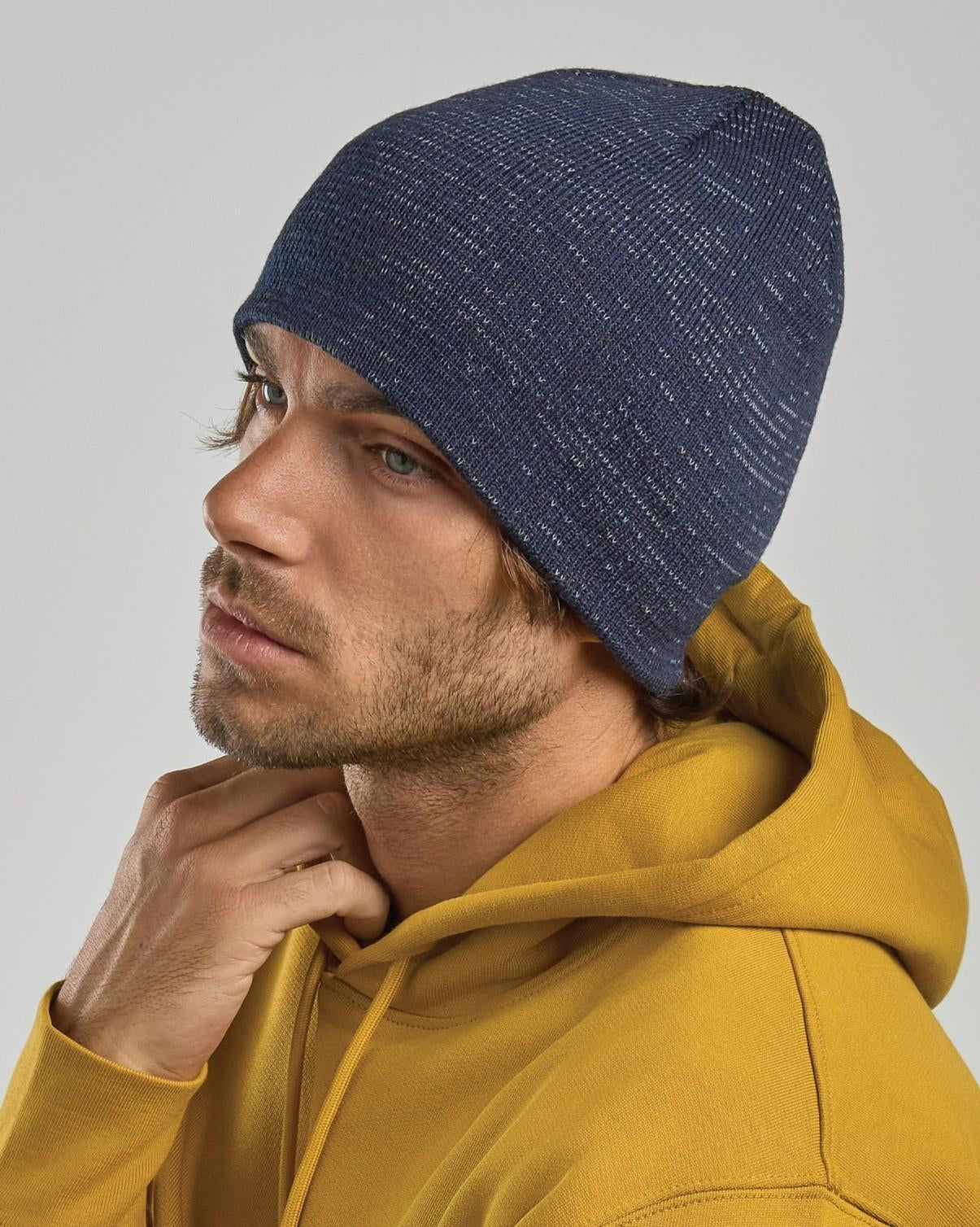 ACSHIB - Atlantis Shine Recycled Short Beanie With Reflex Thread