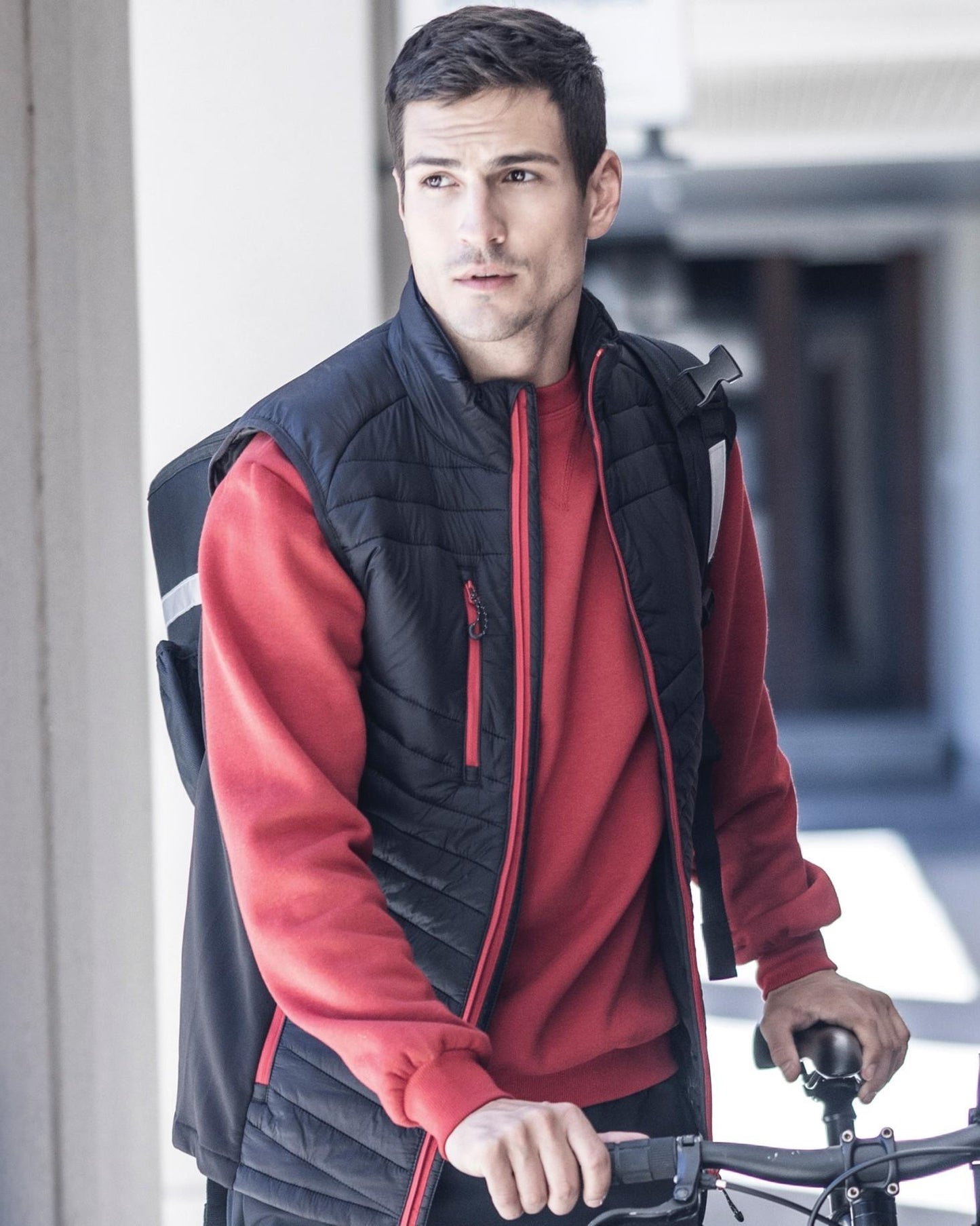RTRA894 - Regatta Navigate Hybrid Bodywarmer Adult