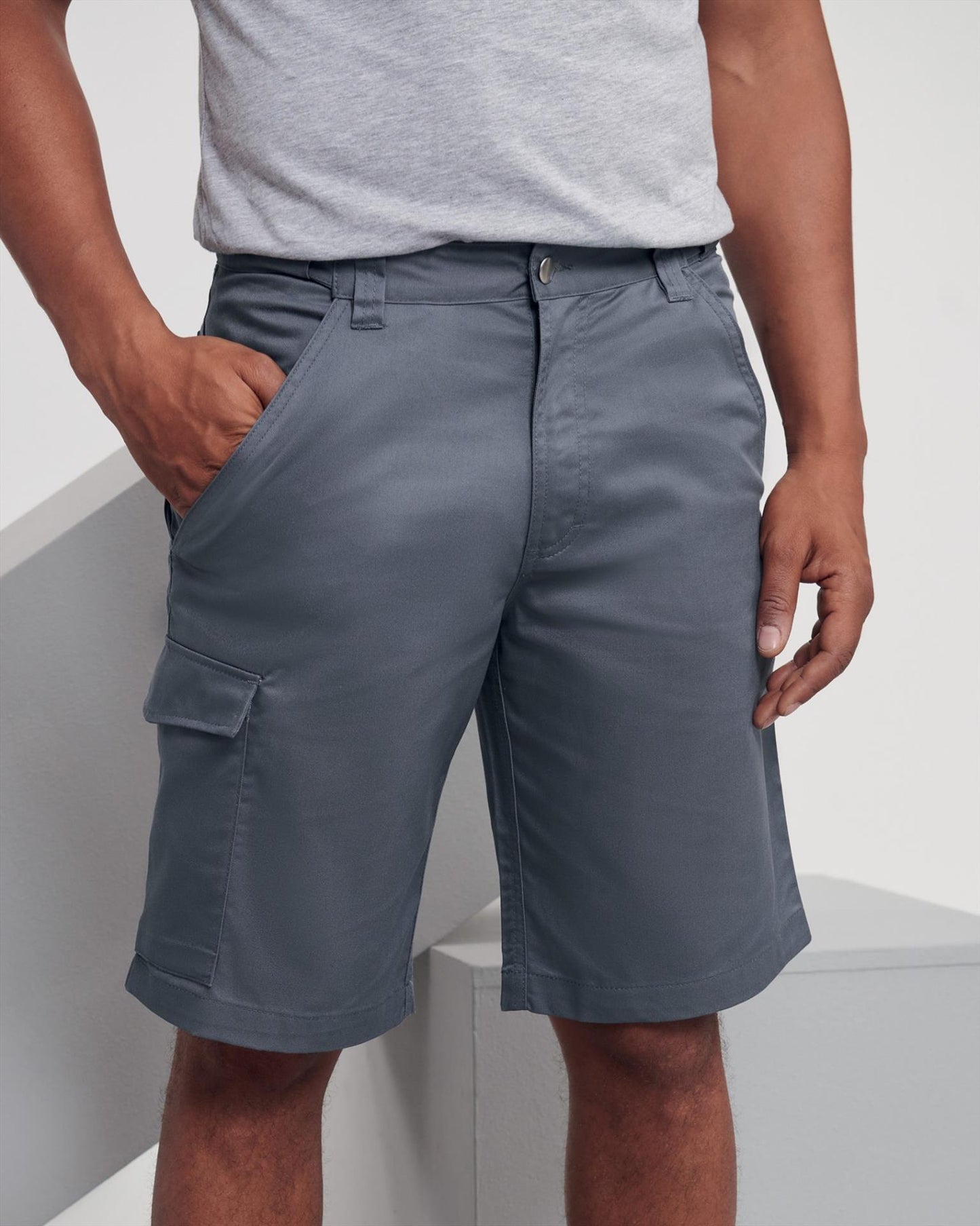 R002M - Russell Athletic Workwear Polycotton Twill 245 Shorts Adult
