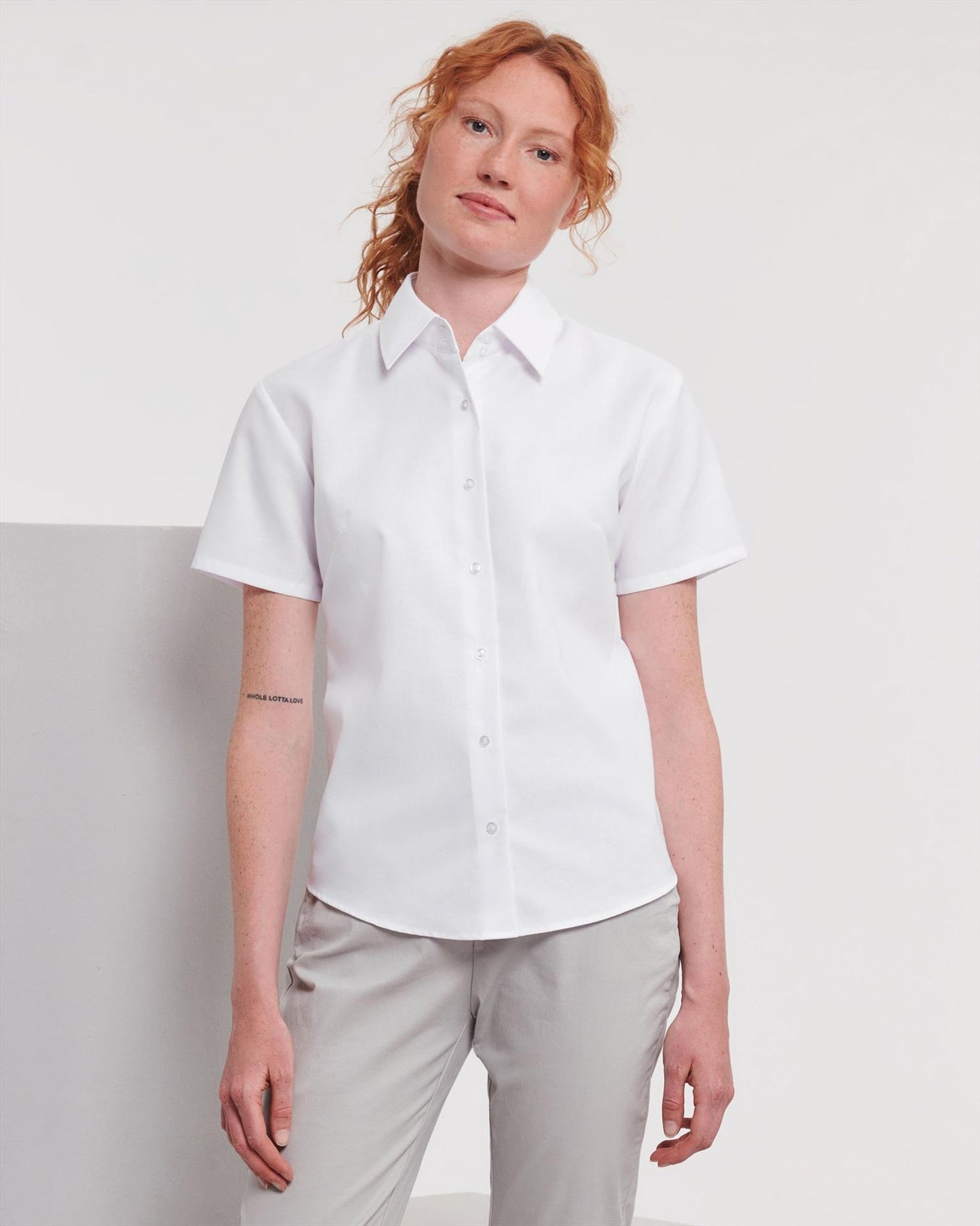 R933F - Russell Athletic Oxford 135 Tailored Fit S/S Shirt Ladies