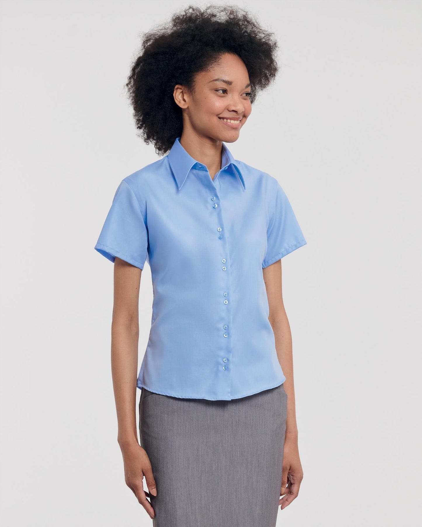 R957F - Russell Athletic Ultimate Non Iron Twill 120 Tailored Fit S/S Shirt Ladies