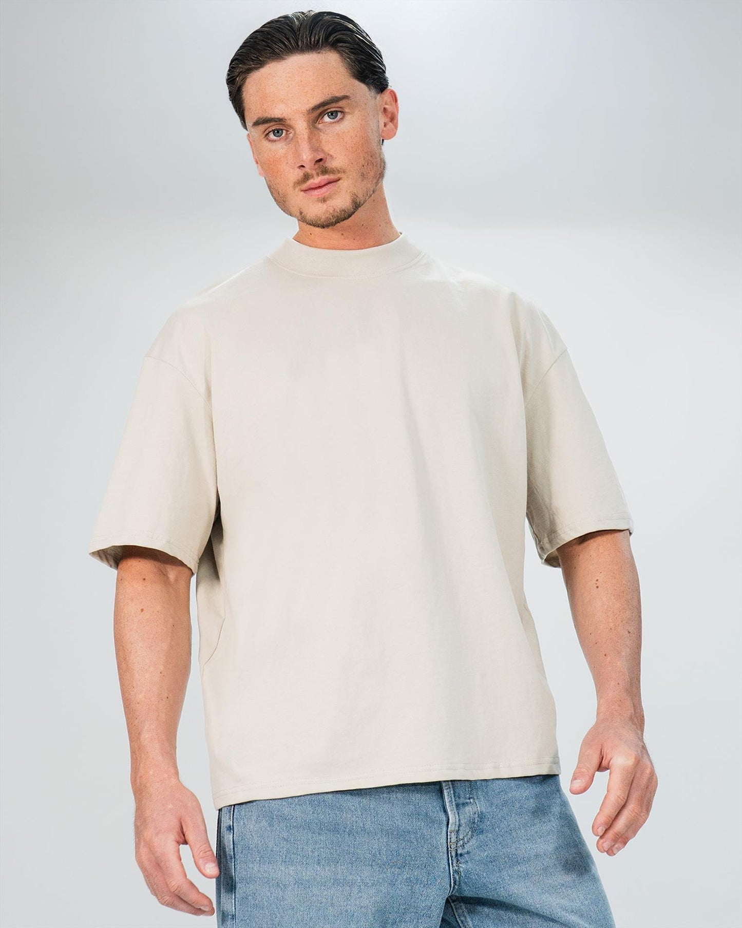 CRBT200 - Casual Premium Combed 220 Boxy Oversize Extended Neck Tee