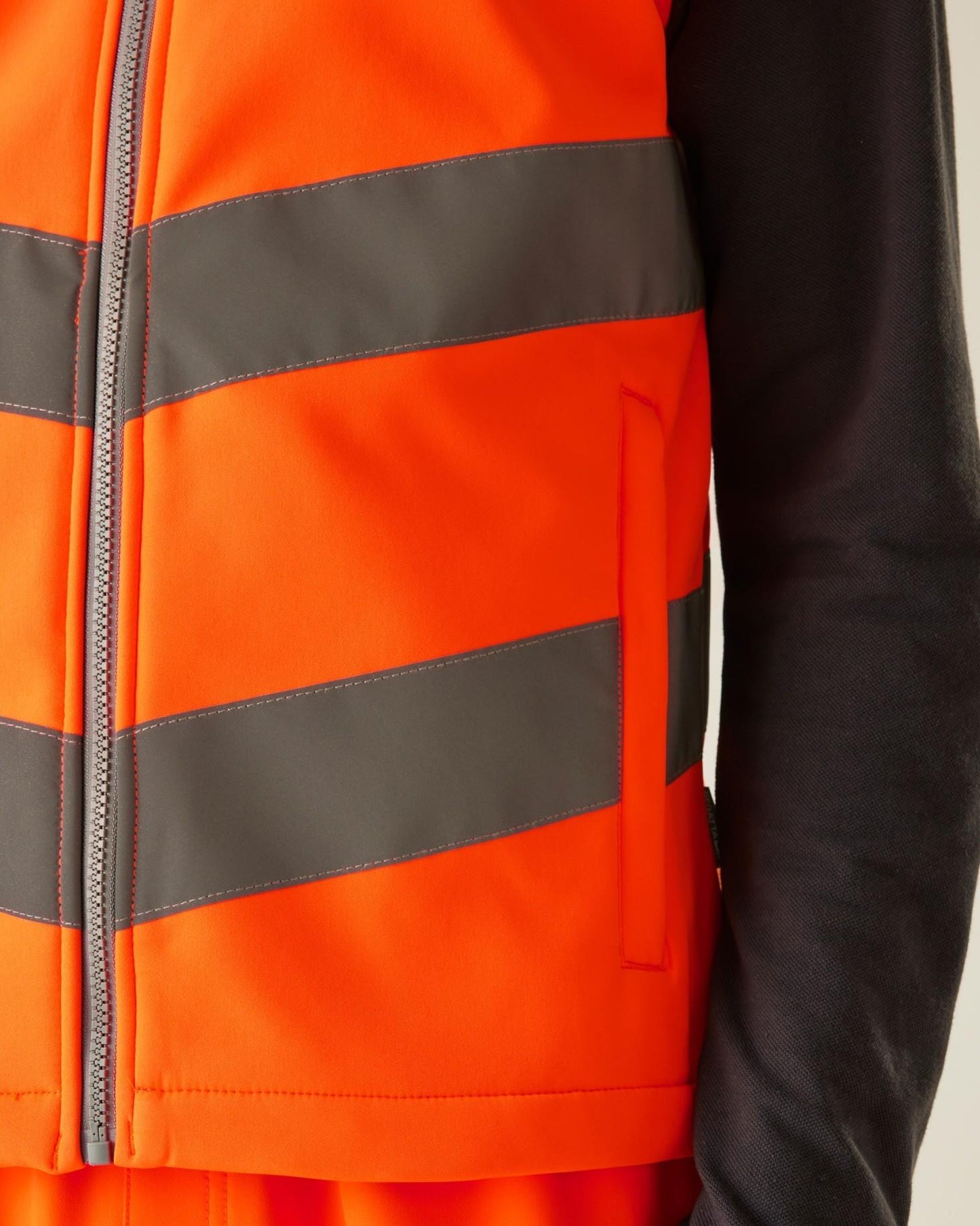 RTRB201 - Regatta Pro Contract Hi Vis Ablaze 270 2 Layer Softshell Bodywarmer Adult
